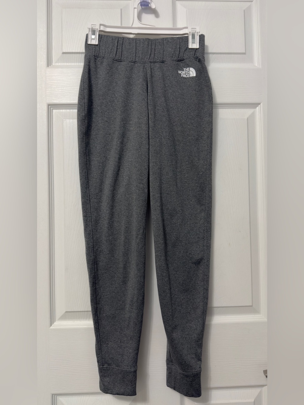 The North Face Charcoal Gray women’s Jogger Sweatpants